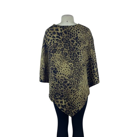Animal Print Women's Lightweight Poncho With Decorative Button Closure OS - Picture 3 of 5